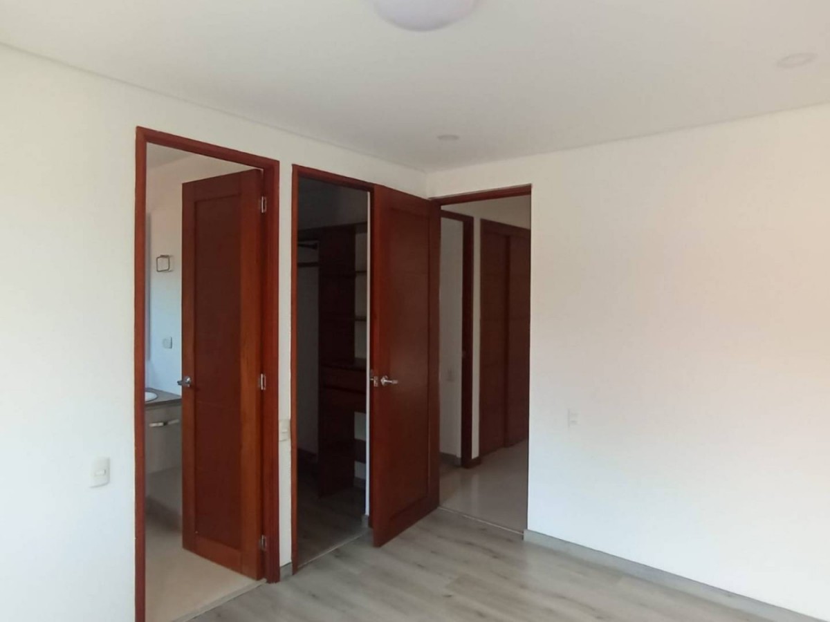 Casa en arriendo en El Poblado, Medellín · foto 20 de 24