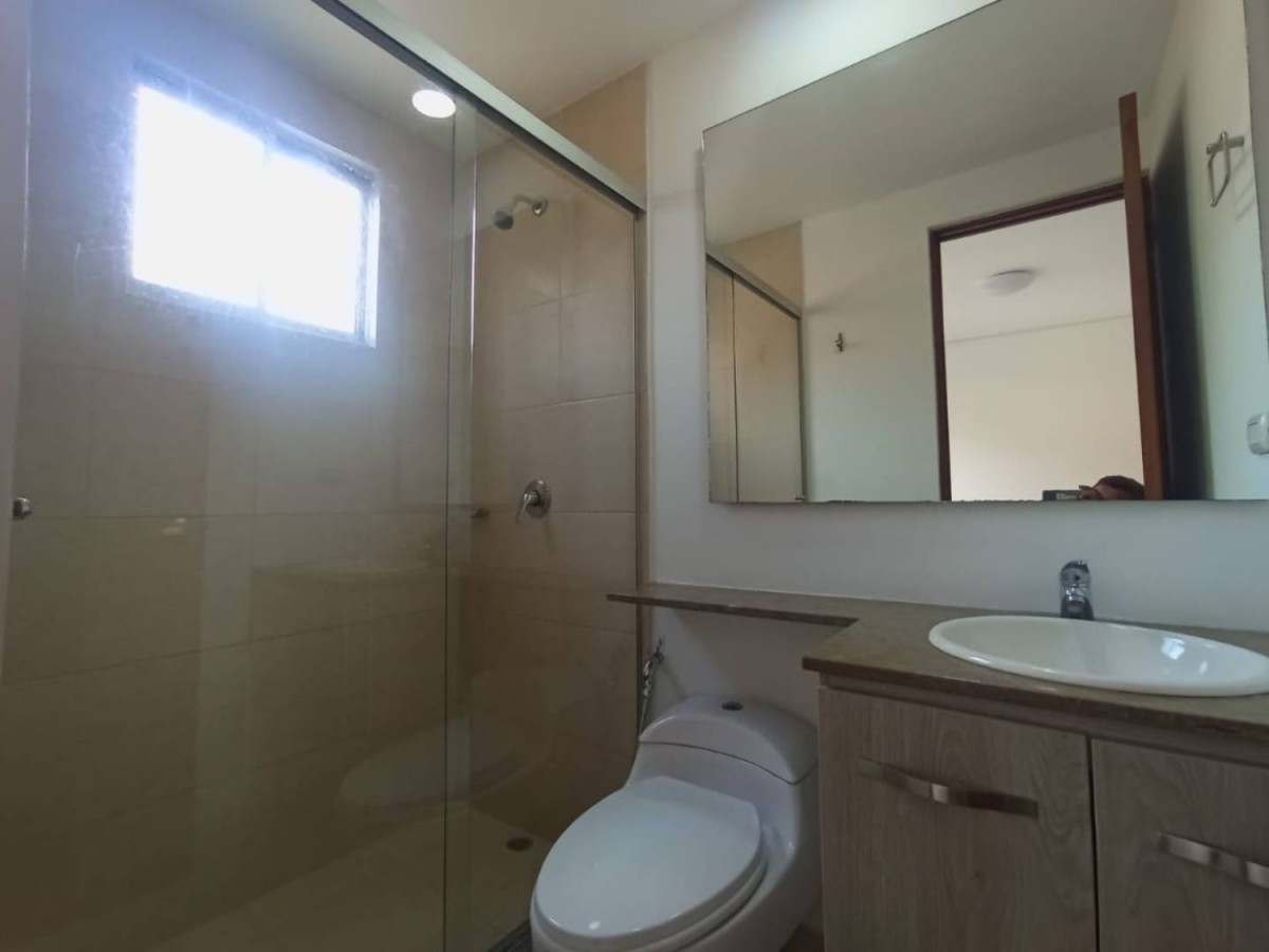Casa en arriendo en El Poblado, Medellín · foto 23 de 24