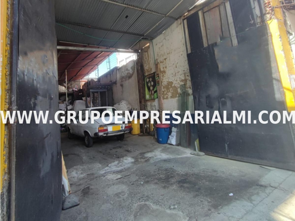 Warehouse for sale in Medellín 3