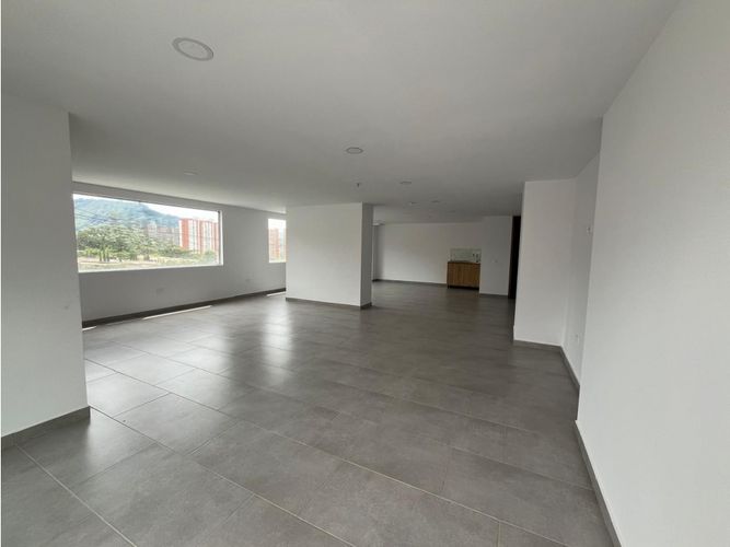 Local en venta en Los Horizontes, La Estrella, 76 m² · foto 6 de 16