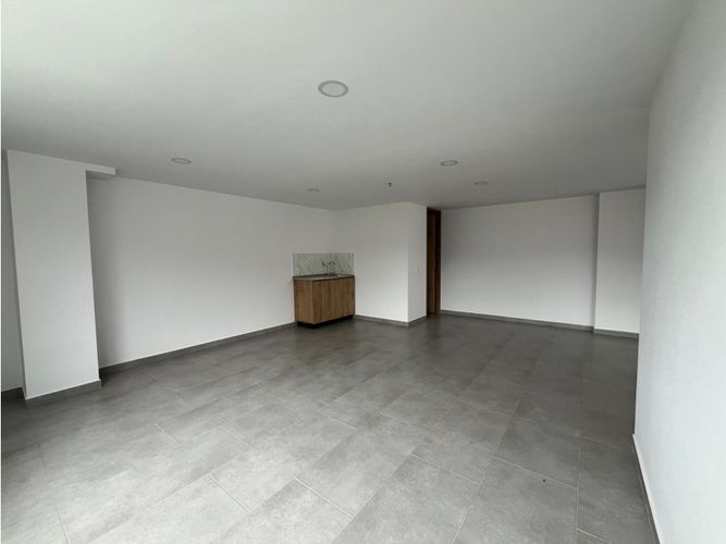 Local en venta en Los Horizontes, La Estrella, 76 m² · foto 9 de 16