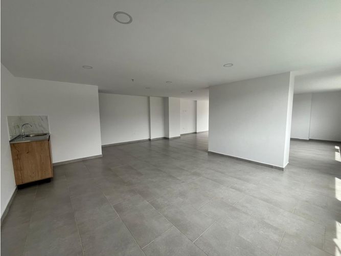Local en venta en Los Horizontes, La Estrella, 76 m² · foto 13 de 16