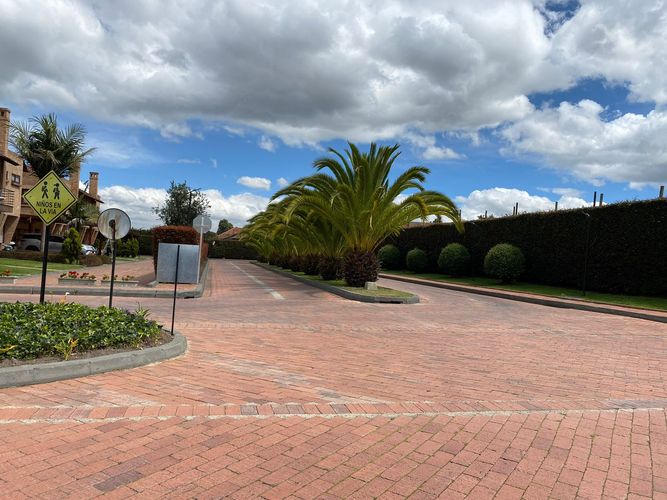 Casa de 3 alcobas en venta en Vereda La Balsa, Chía, 240 m² · foto 3 de 17