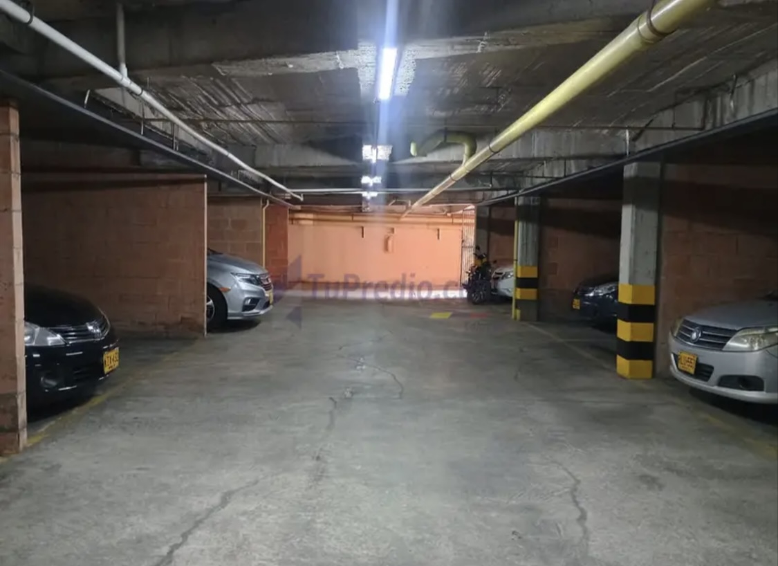 Casa en venta en Castilla, Bogotá · foto 24 de 24