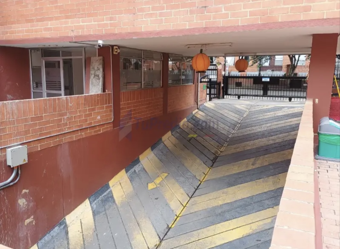 Casa en venta en Castilla, Bogotá · foto 11 de 24
