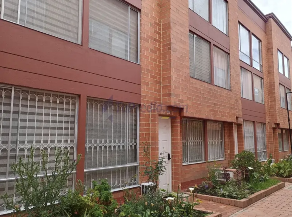 Casa en venta en Castilla, Bogotá · foto 23 de 24