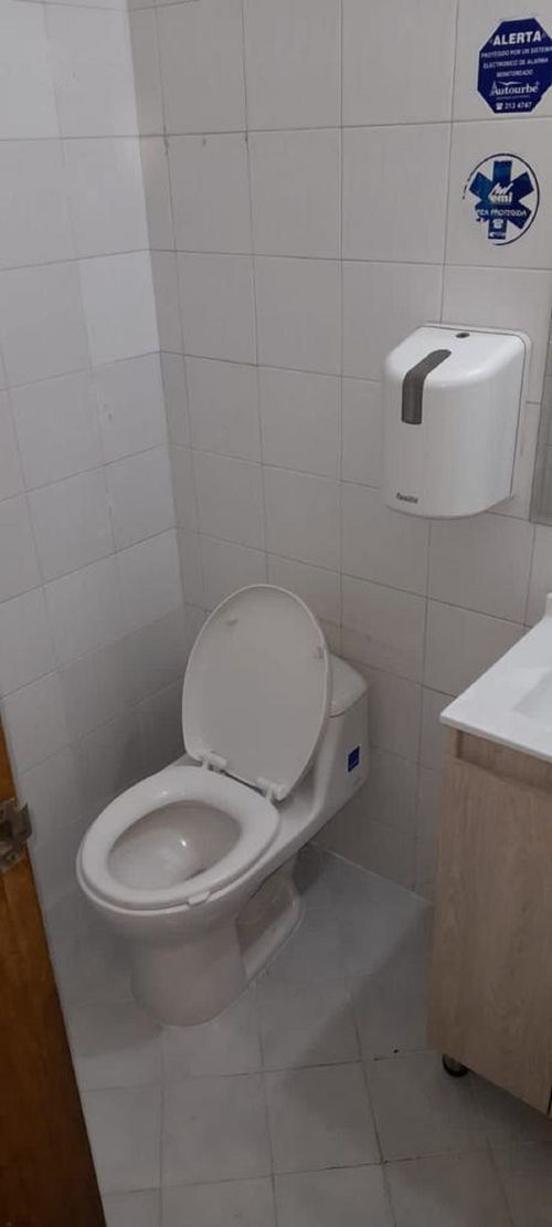Local en arriendo en Laureles, Medellín, 52 m² · foto 16 de 19