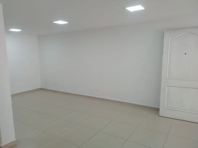 Local en arriendo en Belen Malibu, Medellín, 60 m² · foto 3 de 8