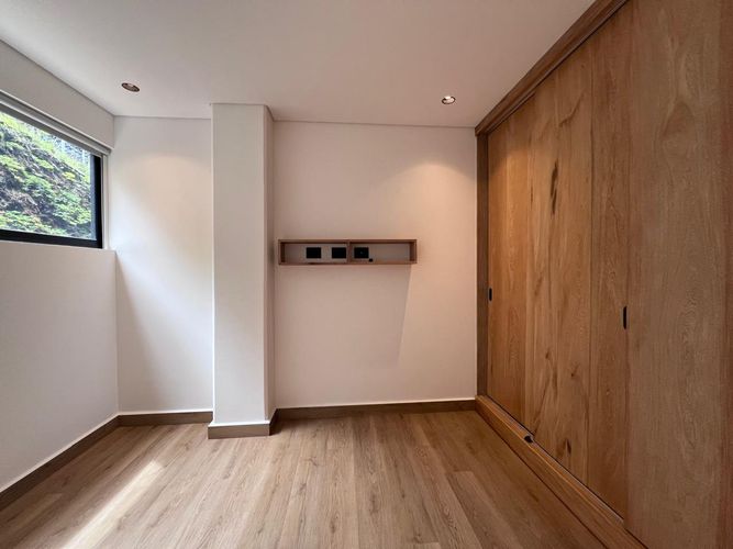 Apartamento de 2 alcobas en arriendo en Santa Catalina, Envigado, 84 m² · foto 7 de 8