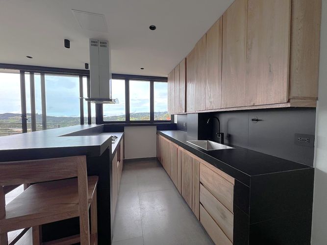 Apartamento de 2 alcobas en arriendo en Santa Catalina, Envigado, 84 m² · foto 3 de 8