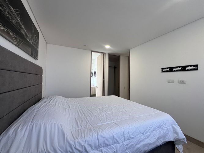 Apartamento de 2 alcobas en arriendo en Cumbres, Envigado, 89 m² · foto 11 de 16