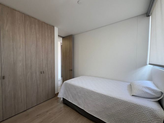 Apartamento de 2 alcobas en arriendo en Cumbres, Envigado, 89 m² · foto 10 de 16