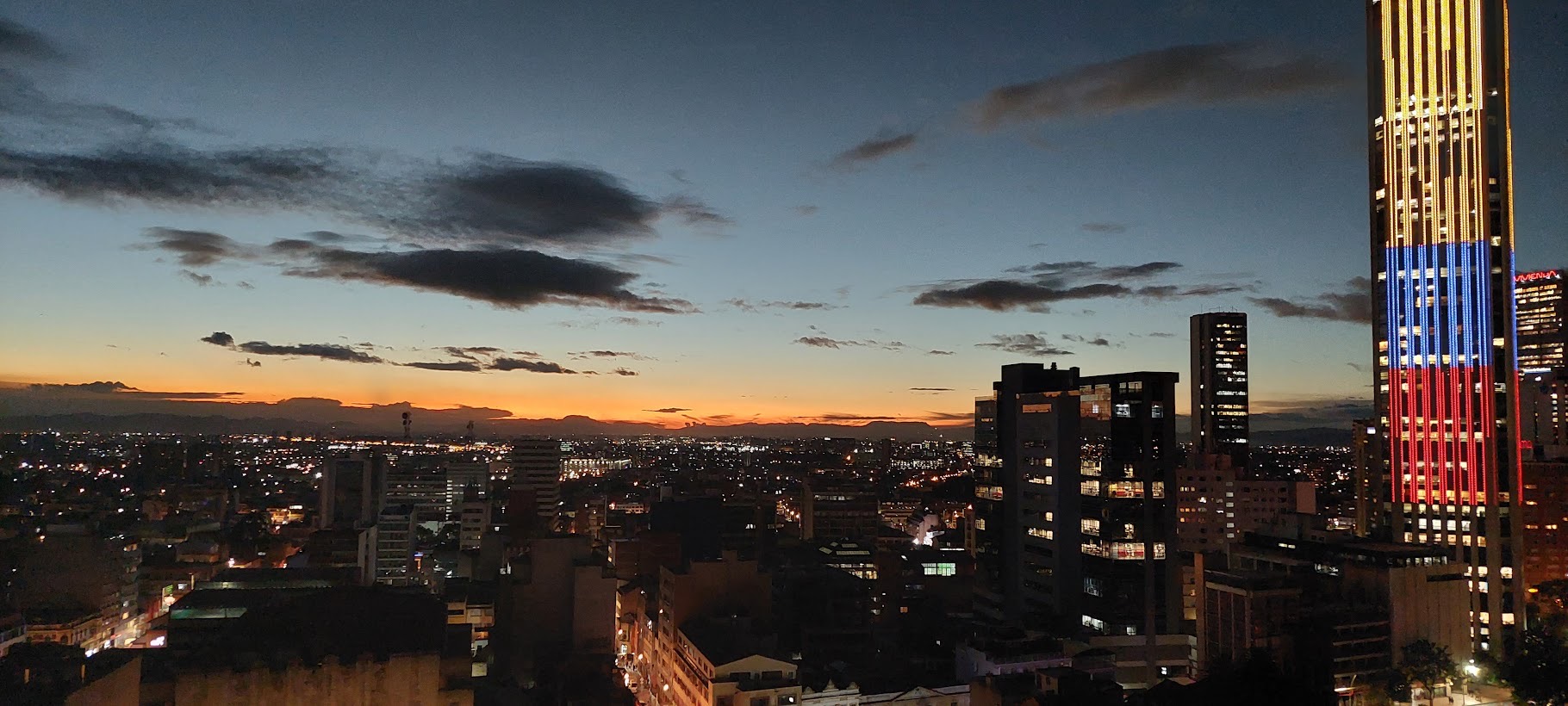 Apartamento en venta en Las Nieves, Bogotá · foto 6 de 21
