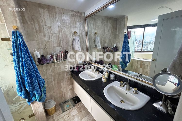 Apartamento en arriendo en Los Balsos, Medellín · foto 11 de 24