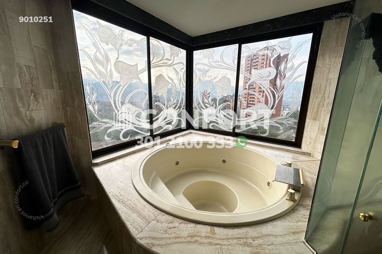 Apartamento en arriendo en Los Balsos, Medellín · foto 12 de 24