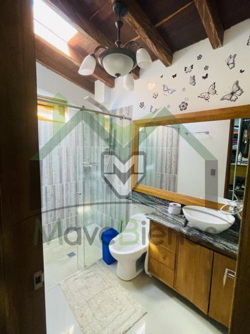 Casa de 5 alcobas en venta en Las Mercedes, Marinilla, 189 m² · foto 9 de 14