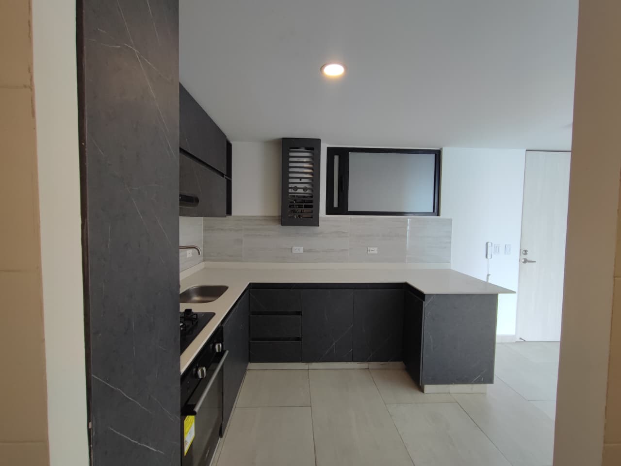 Apartaestudio en venta en Chipre, Manizales · foto 6 de 23