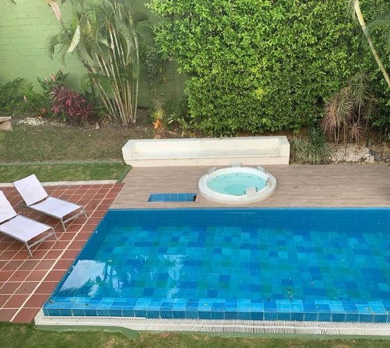 Casa de 7 alcobas en venta en Fontana, Ibagué, 560 m² · foto 2 de 24