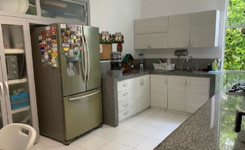 Casa de 7 alcobas en venta en Fontana, Ibagué, 560 m² · foto 7 de 24