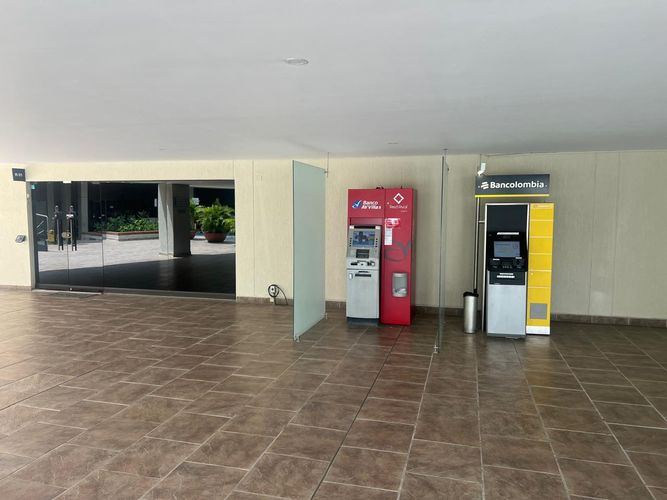Oficina en venta en Menga, Cali, 422 m² · foto 21 de 24