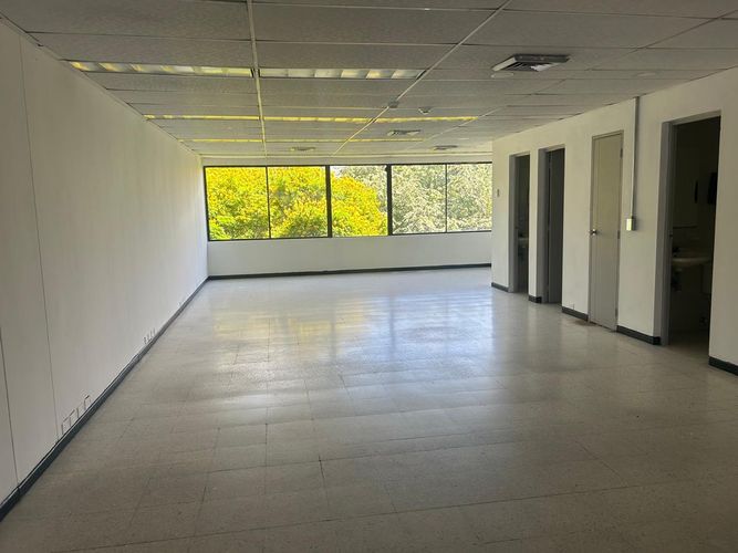 Oficina en venta en Menga, Cali, 422 m² · foto 14 de 24