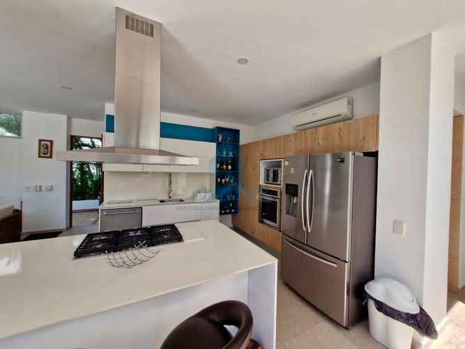 Casa de 4 alcobas en venta en Cn. Casa Loma Campestre, Girardot, 275 m² · foto 13 de 24