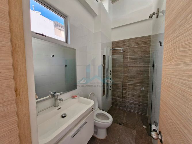 Casa de 4 alcobas en venta en Cn. Casa Loma Campestre, Girardot, 275 m² · foto 21 de 24