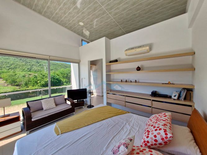 Casa de 4 alcobas en venta en Cn. Casa Loma Campestre, Girardot, 275 m² · foto 15 de 24
