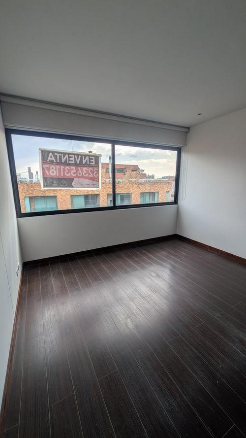 Apartamento de 1 alcoba en venta en Chico Norte, Bogotá, 65 m² · foto 12 de 12