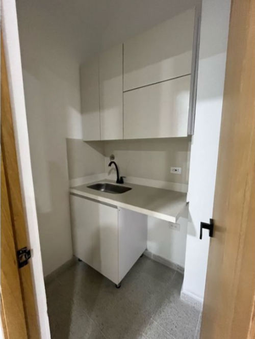 Local en arriendo en Los Naranjos, Itagüí, 267 m² · foto 5 de 5