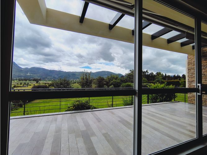Casa de 4 alcobas en venta en La Violeta, Sopó, 288 m² · foto 8 de 24