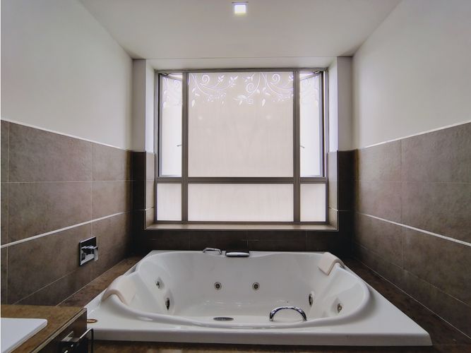 Casa de 4 alcobas en venta en La Violeta, Sopó, 288 m² · foto 13 de 24