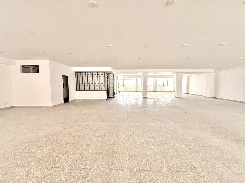 Retail space for rent in Armenia, Armenia