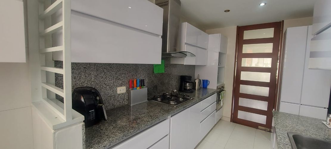 Apartamento de 3 alcobas en venta en Santa Barbara Oriental, Bogotá, 115 m² · foto 12 de 24