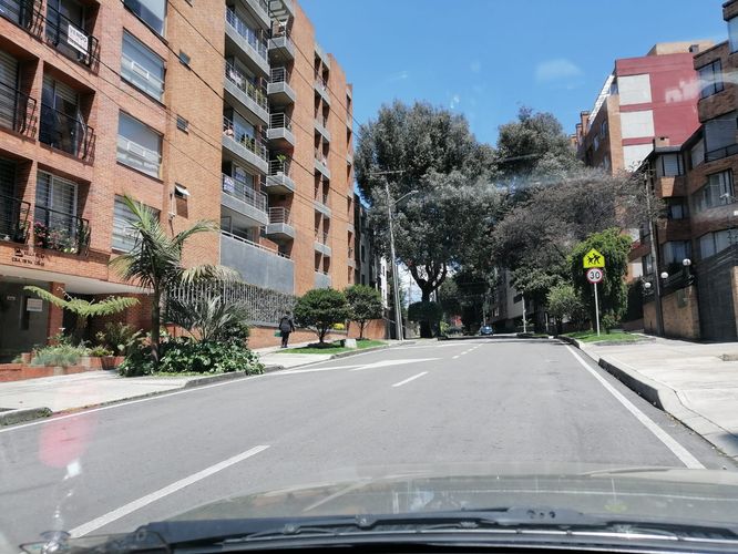 Casa de 4 alcobas en venta en Santa Barbara, Bogotá, 290 m² · foto 3 de 19