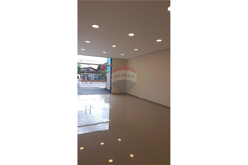 ALQUILO EDIFICIO COMERCIAL EN ITAUGUA — foto 2