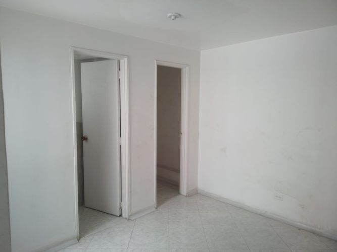 Oficina en arriendo en Camino Verde, Envigado, 37 m² · foto 3 de 7