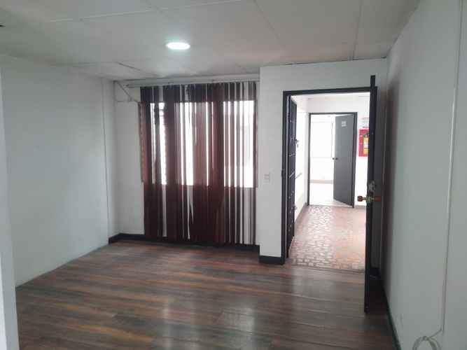 Oficina en arriendo en Camino Verde, Envigado, 37 m² · foto 7 de 7