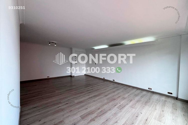 Apartamento de 3 alcobas en arriendo en Los Balsos, Medellín, 100 m² · foto 3 de 21
