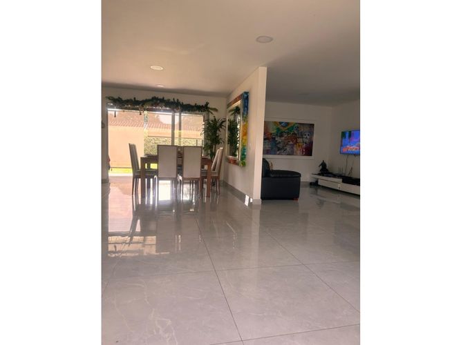Casa de 4 alcobas en venta en Alfaguara, Jamundí, 600 m² · foto 7 de 24