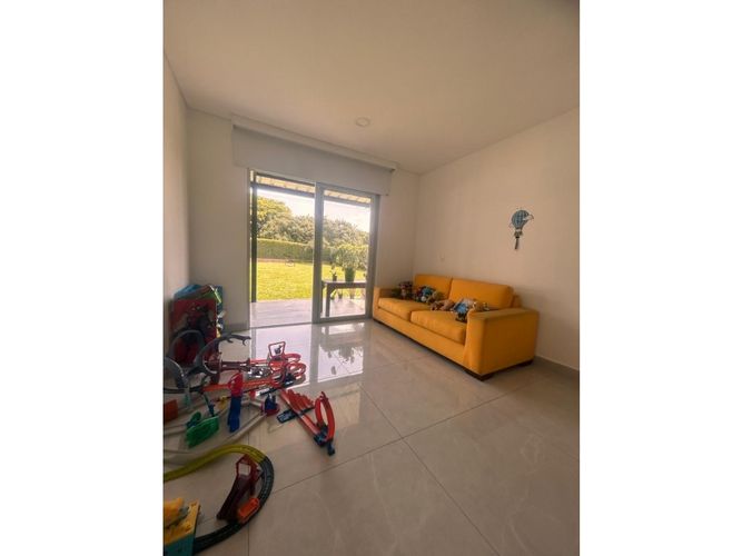 Casa de 4 alcobas en venta en Alfaguara, Jamundí, 600 m² · foto 21 de 24