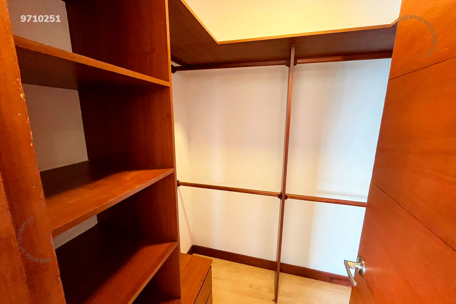 Apartamento en arriendo en Los Parra, Medellín · foto 12 de 24