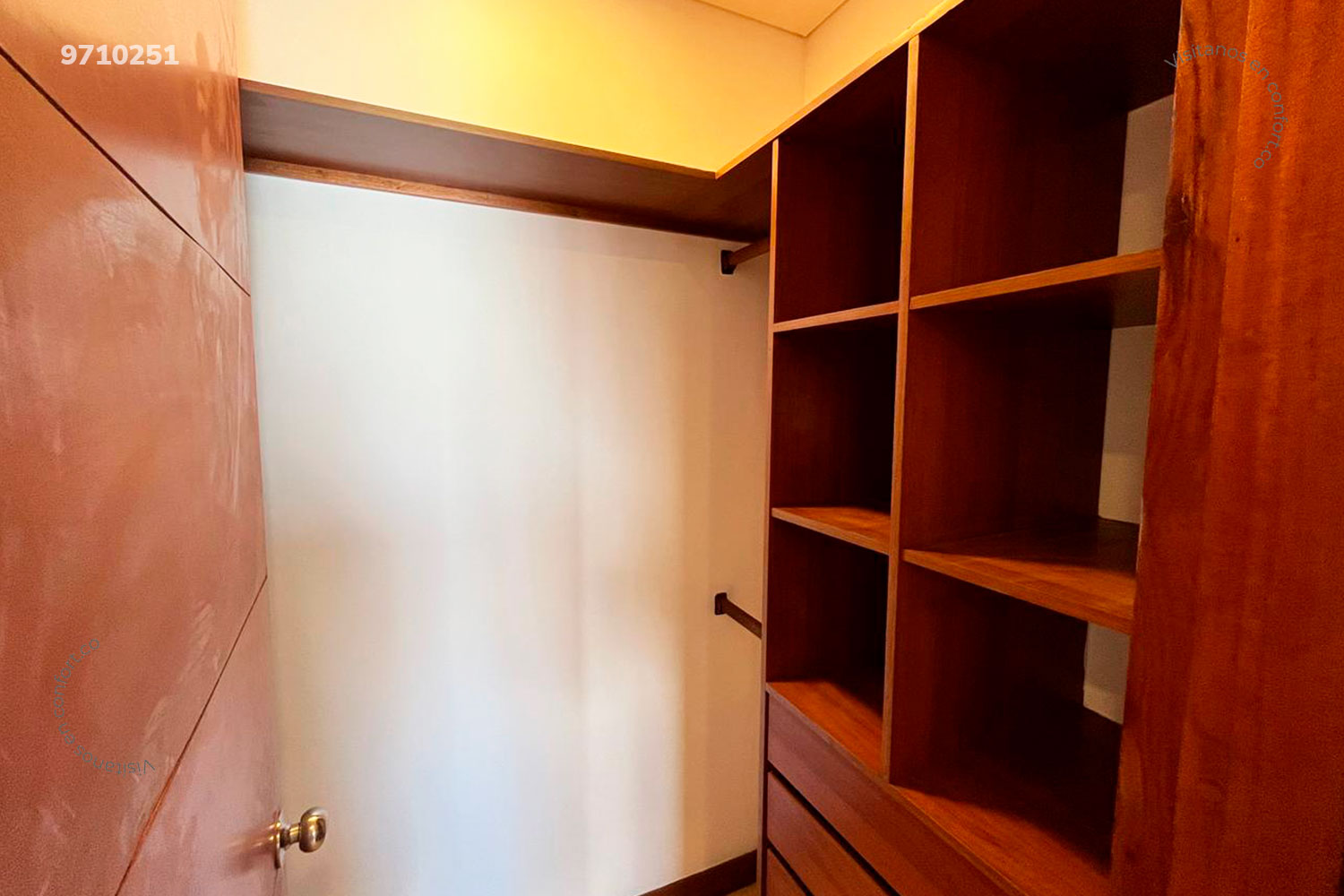 Apartamento en arriendo en Los Parra, Medellín · foto 17 de 24