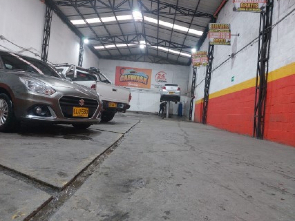 Warehouse for sale in Centro, Medellín 2