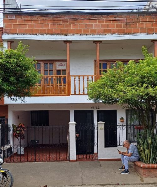 Casa de 7 alcobas en venta en La Pradera, Jamundí, 360 m² · foto 2 de 24
