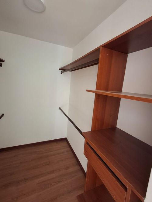 Apartamento de 3 alcobas en arriendo en Urbanización Las Cumbres, Medellín, 120 m² · foto 11 de 19