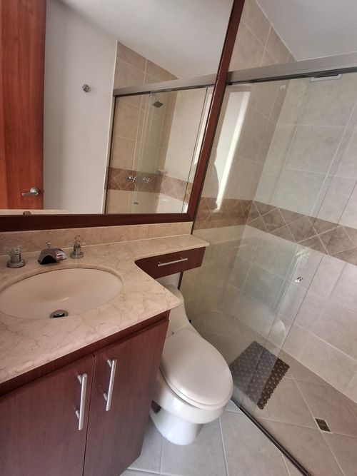 Apartamento de 3 alcobas en arriendo en Urbanización Las Cumbres, Medellín, 120 m² · foto 18 de 19