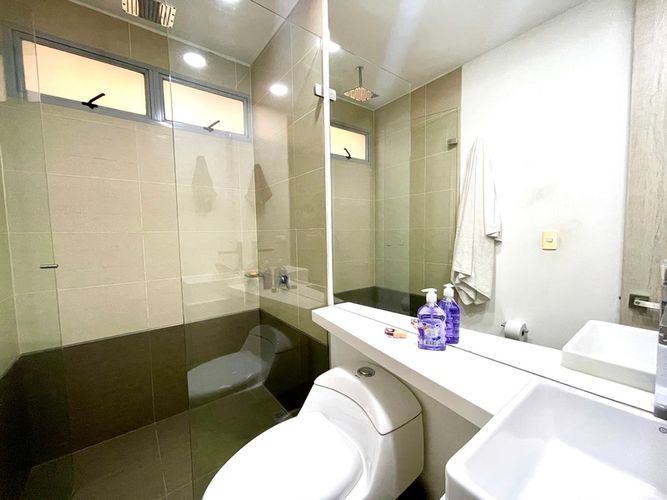 Apartamento de 3 alcobas en venta en Castropol, Medellín, 136 m² · foto 9 de 11