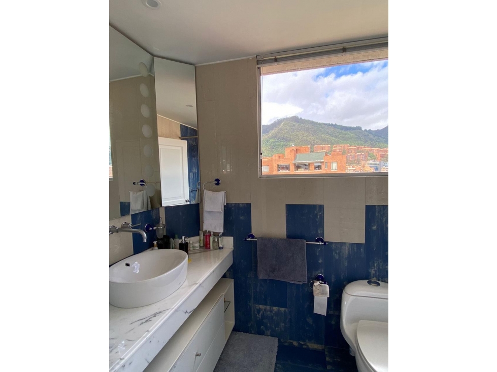 Apartamento en venta en Santa Barbara Central, Bogotá · foto 11 de 24