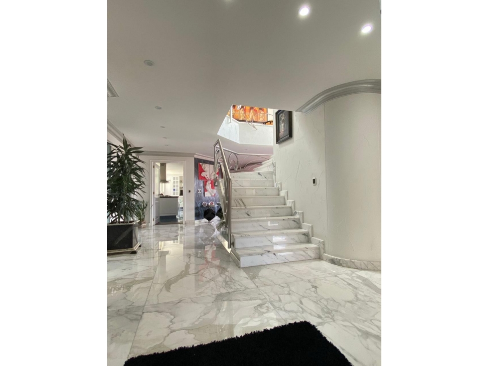 Apartamento en venta en Santa Barbara Central, Bogotá · foto 14 de 24
